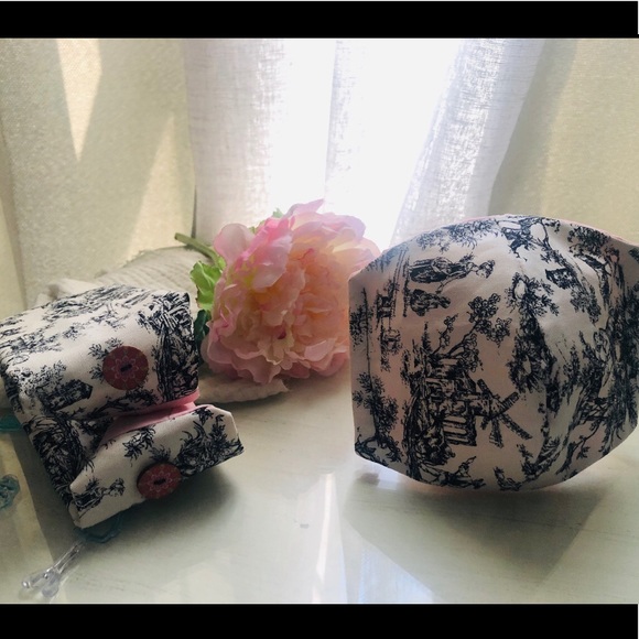 SOLD  face masks with matching headband - Picture 5 of 5